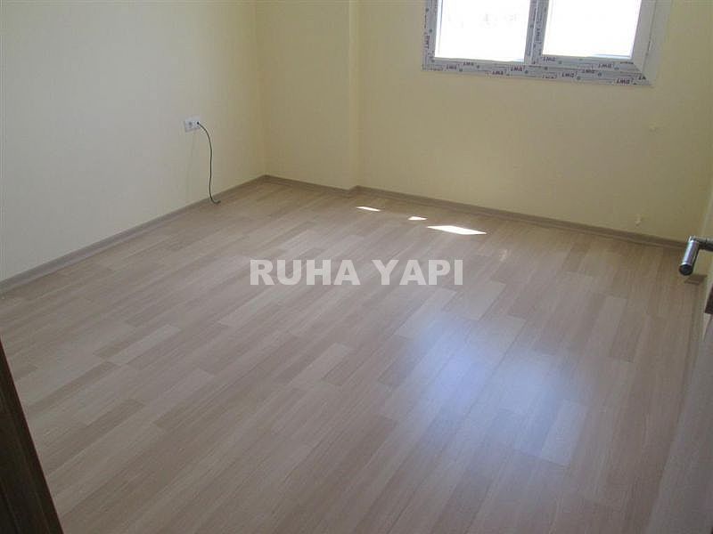 DİDİM EFELER MAHALLESİNDE SATILIK ARA KATTA 3 ODA 1 SALON AYRI MUTFAK...
