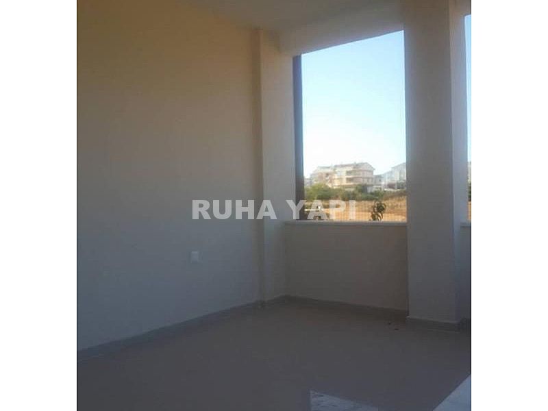 DİDİM MERKEZDE 4+1 AYRI MUTFAK OTOPARK VE BAHÇELİ VİLLA
